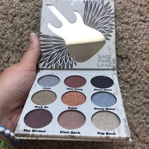 Crown Pro Glam Metals Eyeshadow Palette